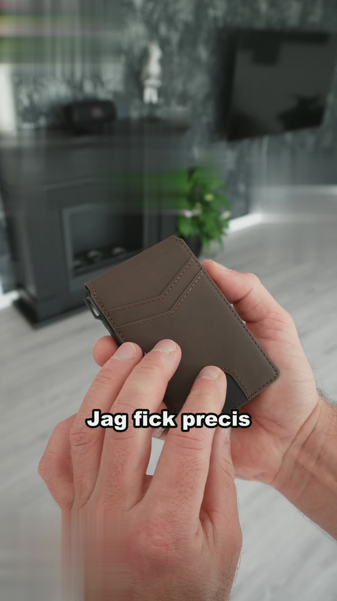 vid_215a1a7d47ab15bf